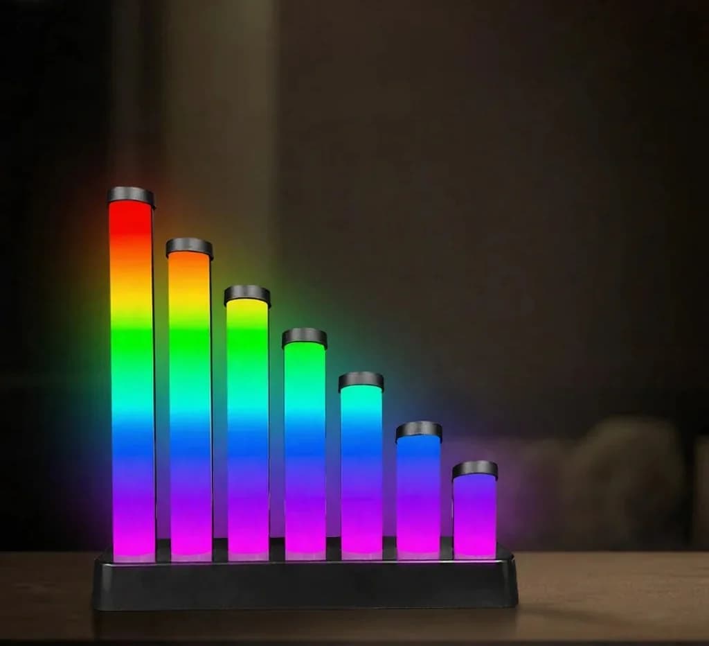 RGB schallreaktive LED-Schreibtischlampe mit App-Steuerung