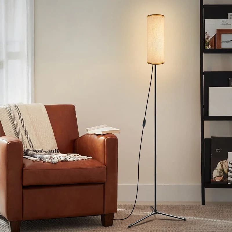 LED-Stehlampe mit Stoffschirm, dimmbares Dreifarbenlicht