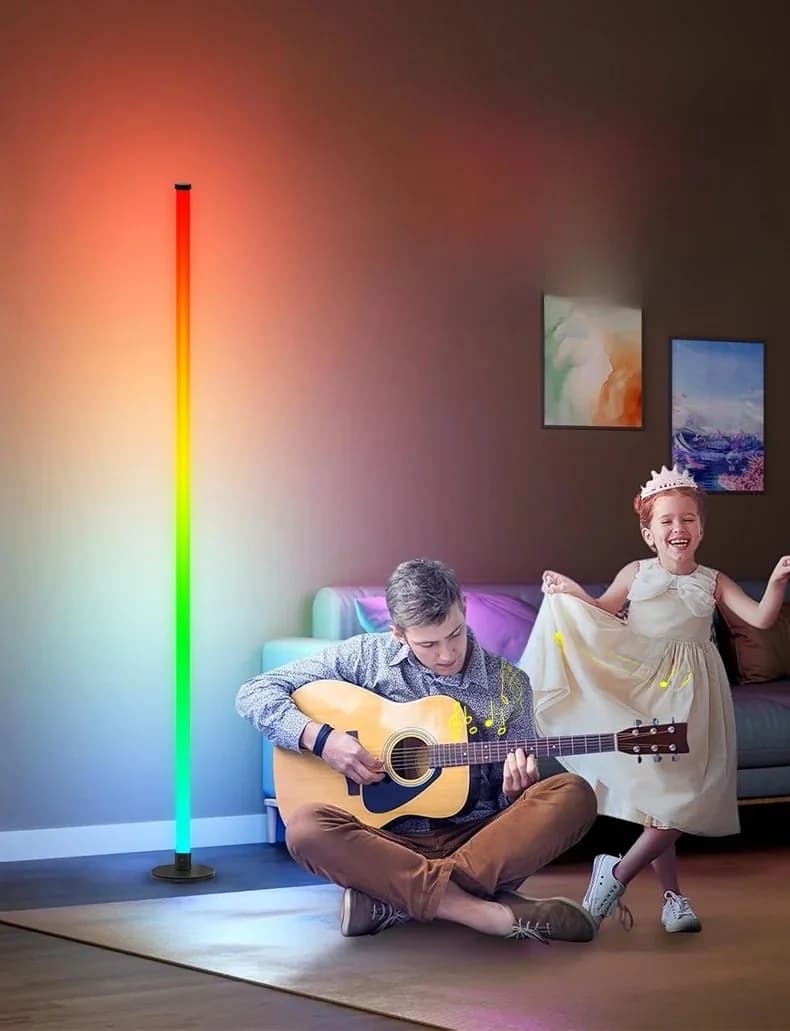 RGB LED Stehlampe mit App-Steuerung für Wohnzimmer