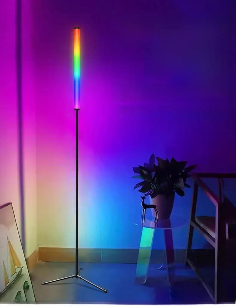 RGB Farbwechsel-Stehlampe mit Musik-Sync & App
